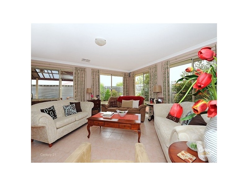 18 Baluchi Way, Henley Brook WA 6055