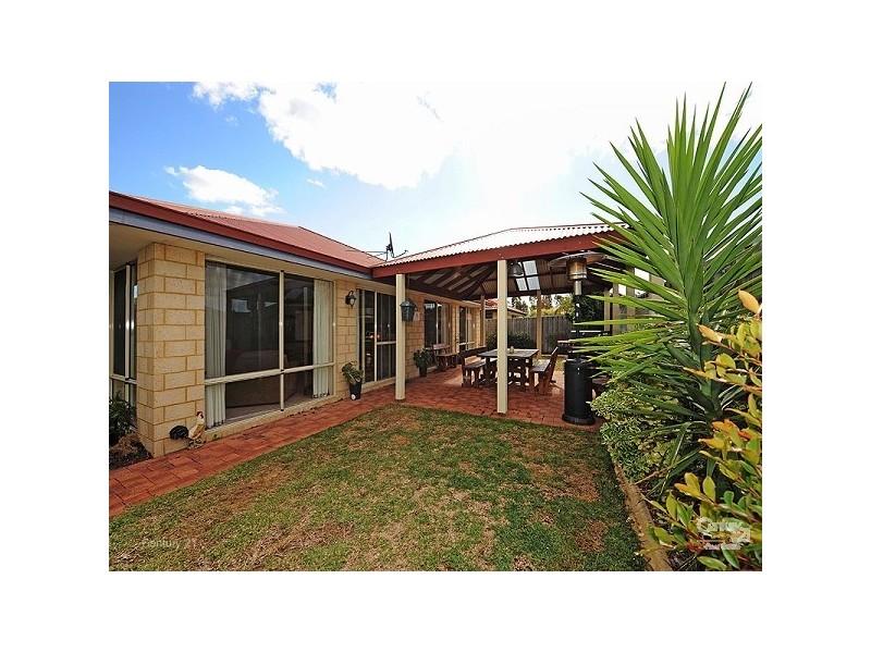 18 Baluchi Way, Henley Brook WA 6055