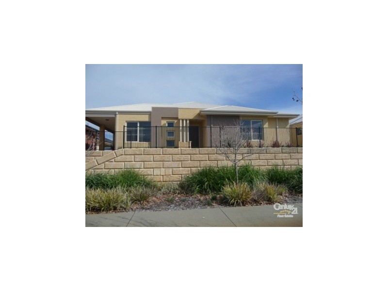 3 Koroit Way, Aveley WA 6069