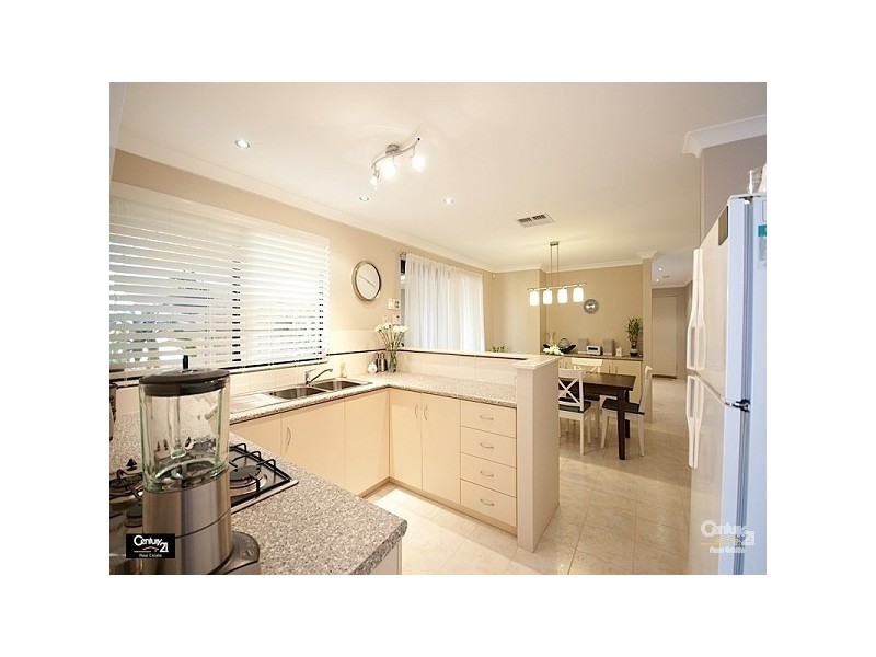 9/1 Brumby Ave, Henley Brook WA 6055