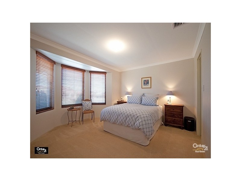 9/1 Brumby Ave, Henley Brook WA 6055