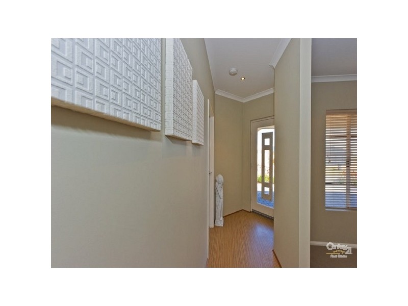 15 Mona Vale Loop, Ellenbrook WA 6069