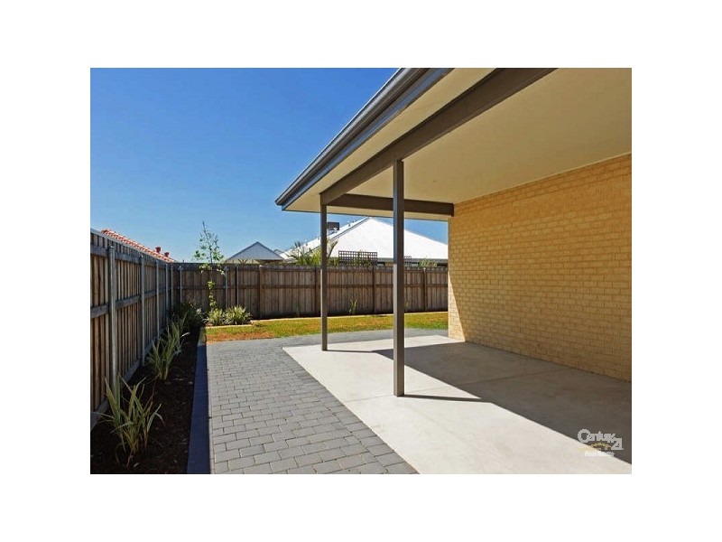 15 Mona Vale Loop, Ellenbrook WA 6069