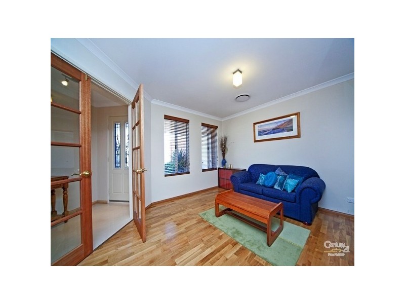 2 Maneroo Way, Ellenbrook WA 6069