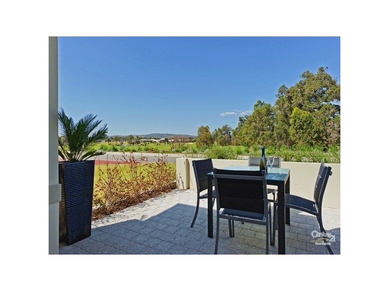 20 Portmarnock Drive, The Vines WA 6069