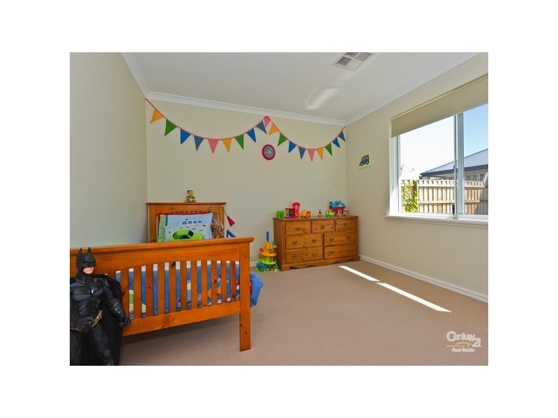 20 Portmarnock Drive, The Vines WA 6069