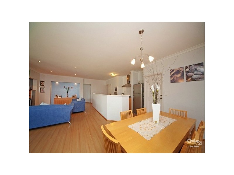 358 Vines Ave, The Vines WA 6069