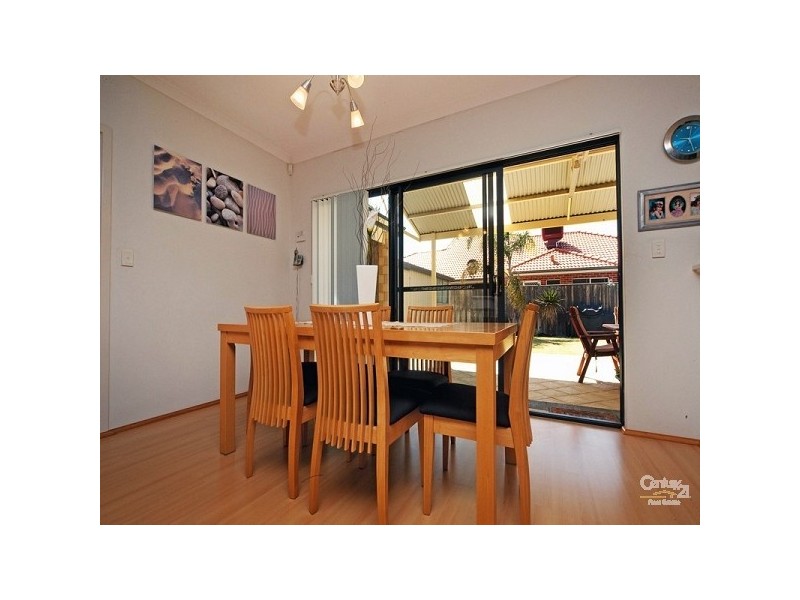358 Vines Ave, The Vines WA 6069