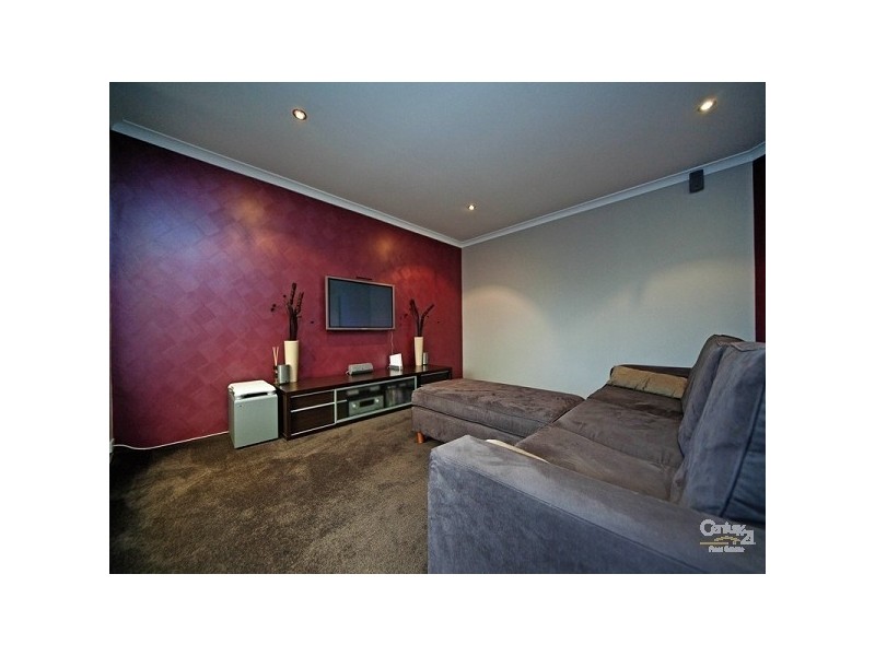 358 Vines Ave, The Vines WA 6069