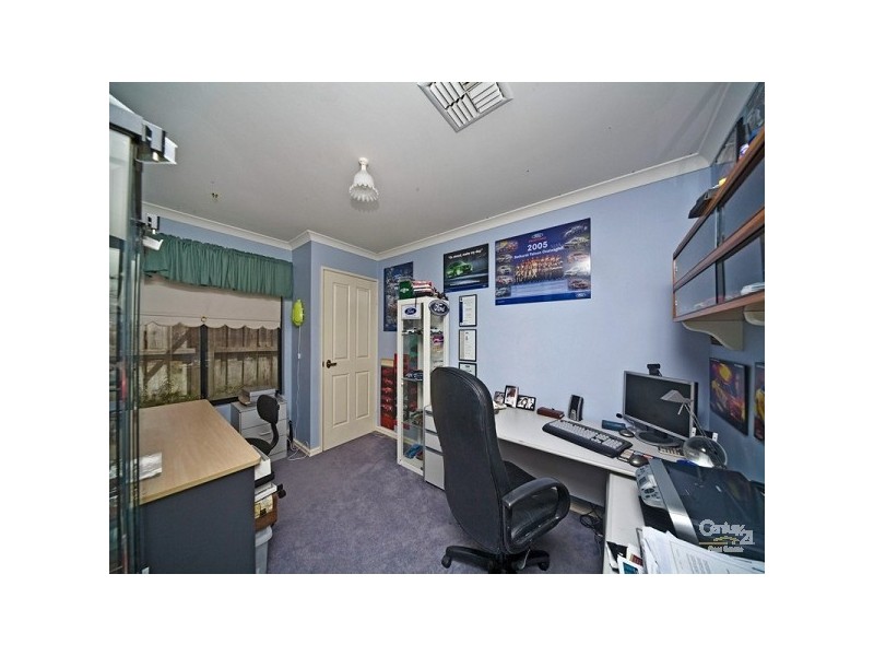 8 Woollybush Rd, Ellenbrook WA 6069