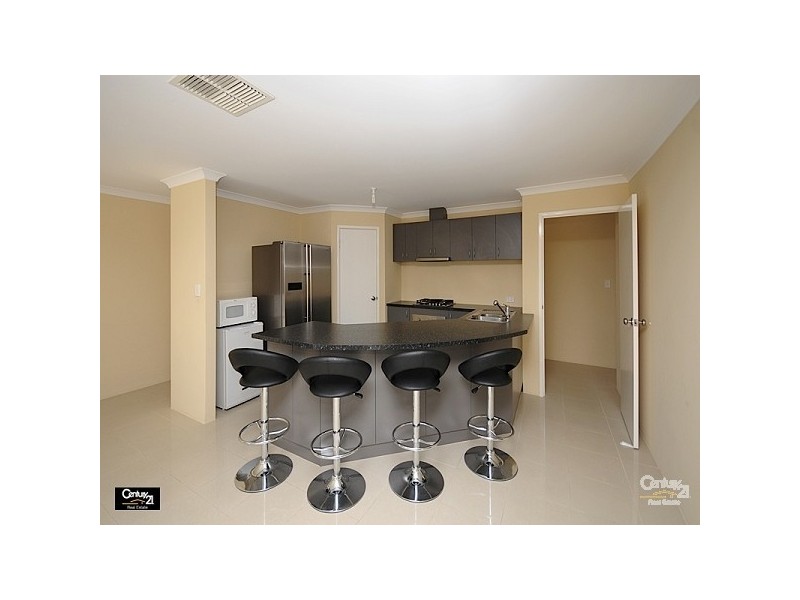 14 Werai Rd, Ellenbrook WA 6069