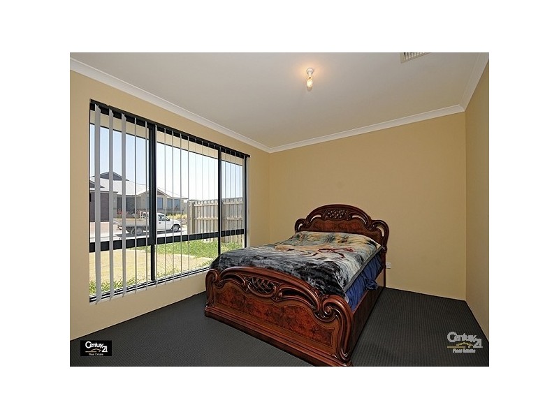 14 Werai Rd, Ellenbrook WA 6069