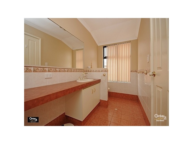 8 Pelham Lane, Henley Brook WA 6055