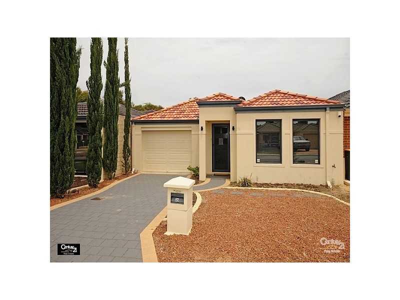 25 The Fairways, The Vines WA 6069