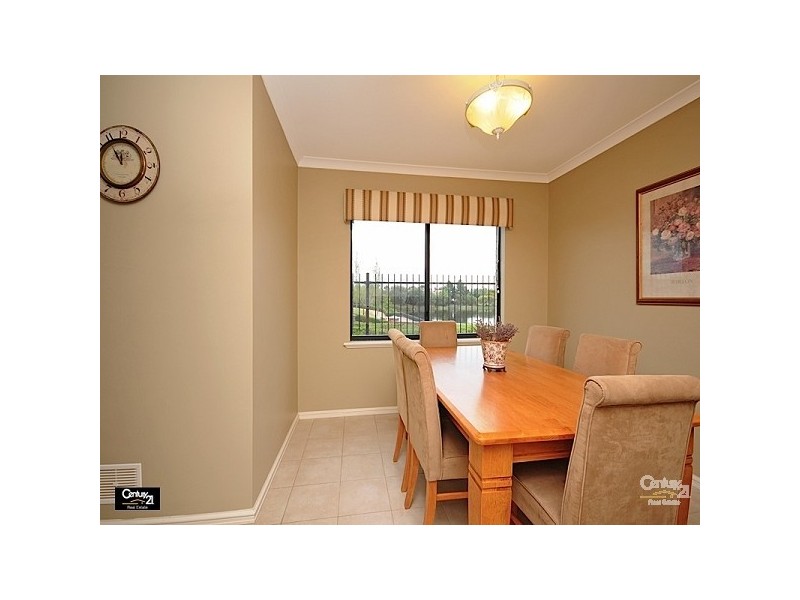 1/43 Martingale Ave, Henley Brook WA 6055