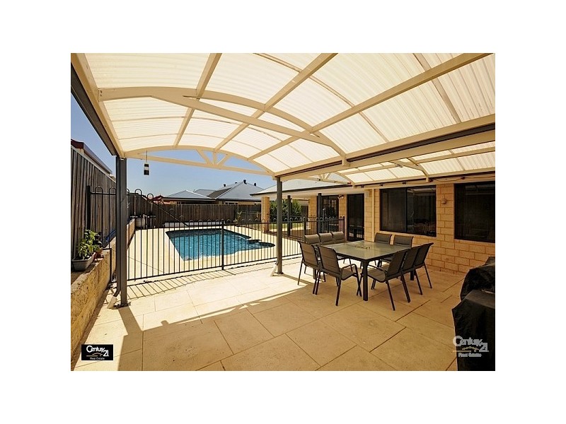 10 Shetland Drive, Henley Brook WA 6055