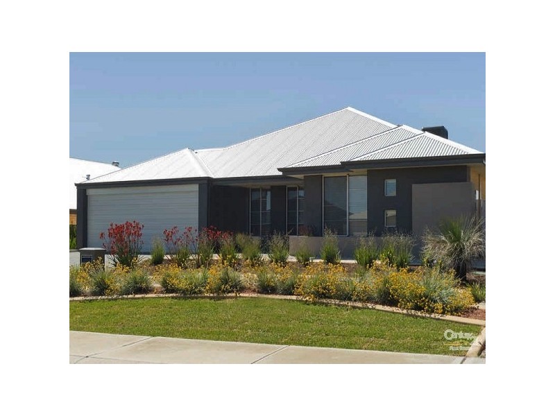 15 Mona Vale Loop, Ellenbrook WA 6069
