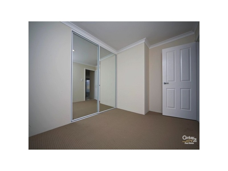 25 Simmonds Pass, Ellenbrook WA 6069