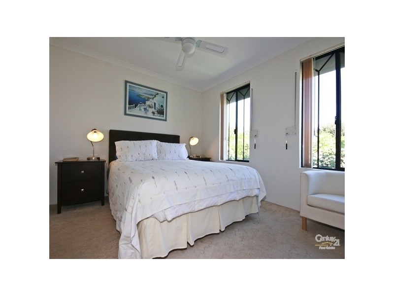 4 Napoli Ave, Ellenbrook WA 6069