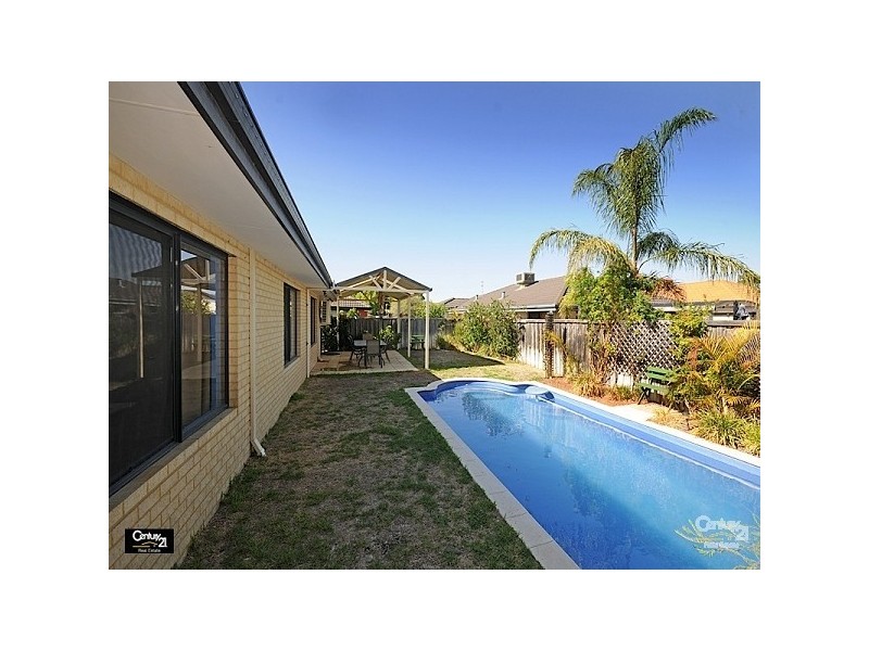 10 Santona Bvd, Ellenbrook WA 6069