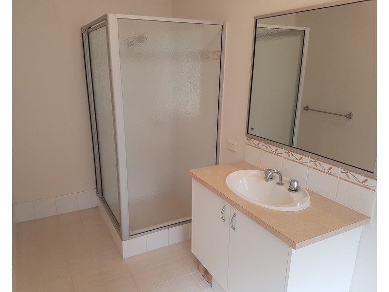 83 Edgecombe Pass, Aveley WA 6069