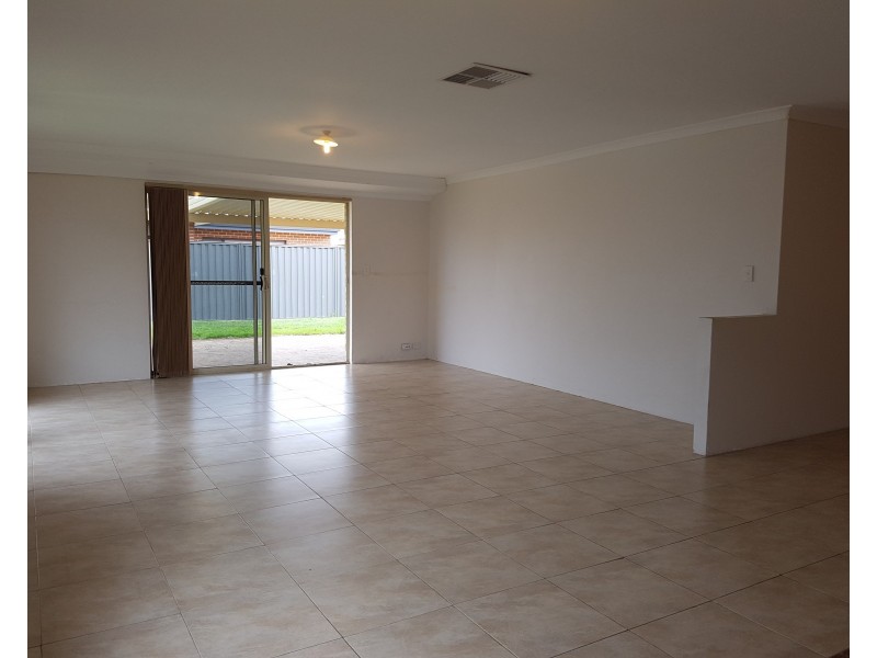 83 Edgecombe Pass, Aveley WA 6069
