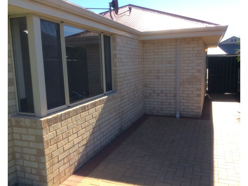 83 Edgecombe Pass, Aveley WA 6069