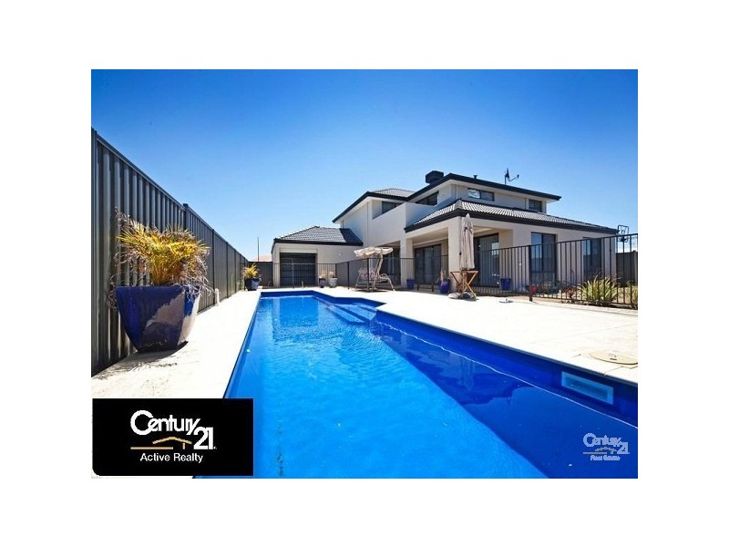 28 Kyneton Parkway, Aveley WA 6069