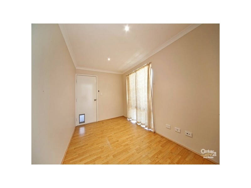 28 Kyneton Parkway, Aveley WA 6069