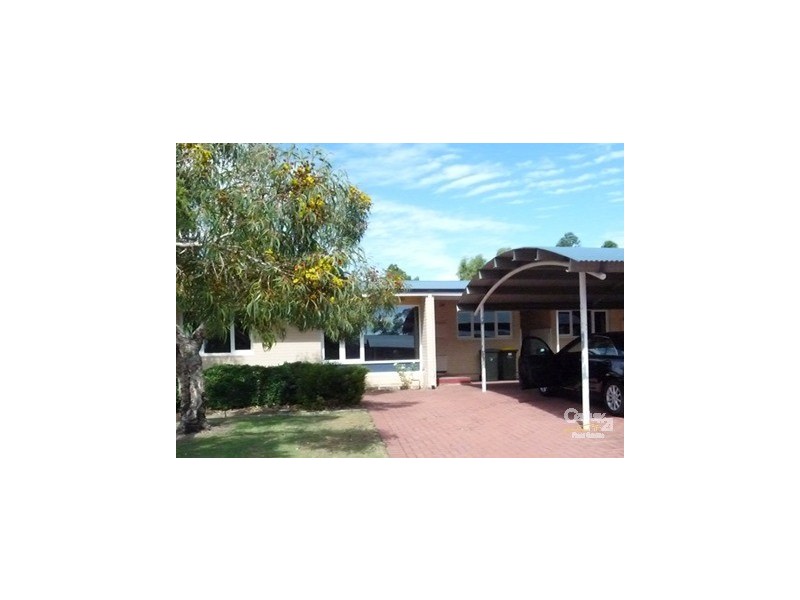 13C Calvert Way, Girrawheen WA 6064