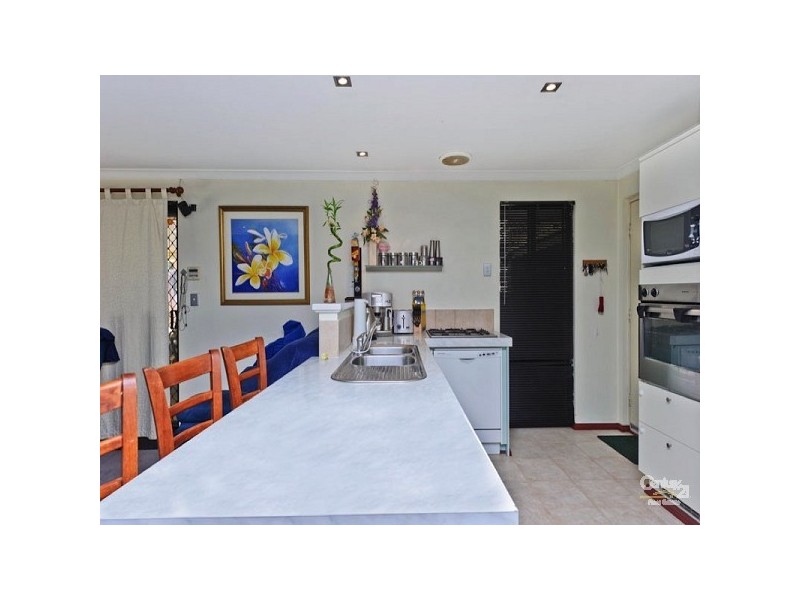 9 Mustang Dr, Henley Brook WA 6055