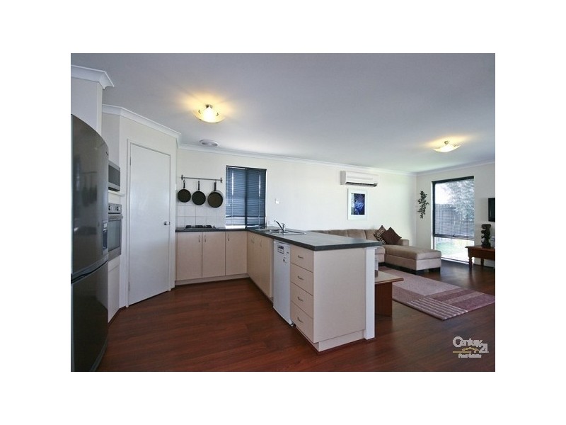 49 Elmina Ave, Ellenbrook WA 6069
