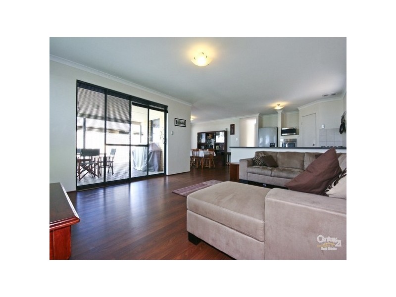 49 Elmina Ave, Ellenbrook WA 6069