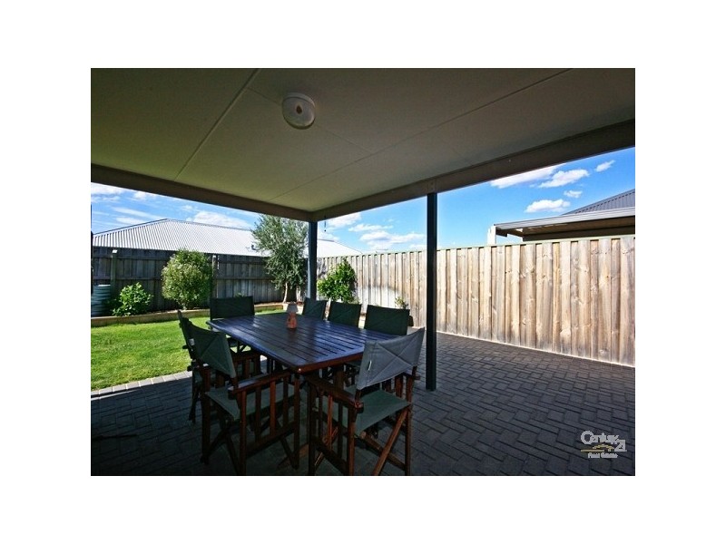 49 Elmina Ave, Ellenbrook WA 6069