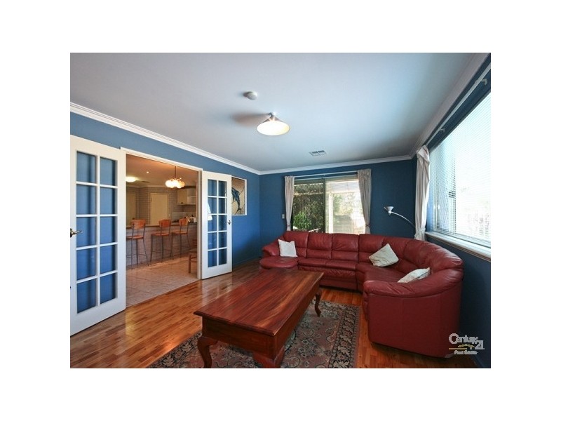 7 Whistler Court, Ellenbrook WA 6069
