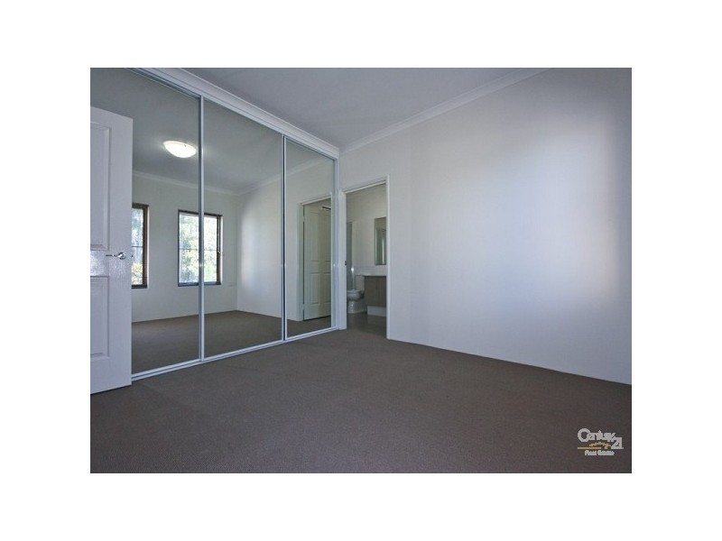 9 Duvall Parkway, Aveley WA 6069