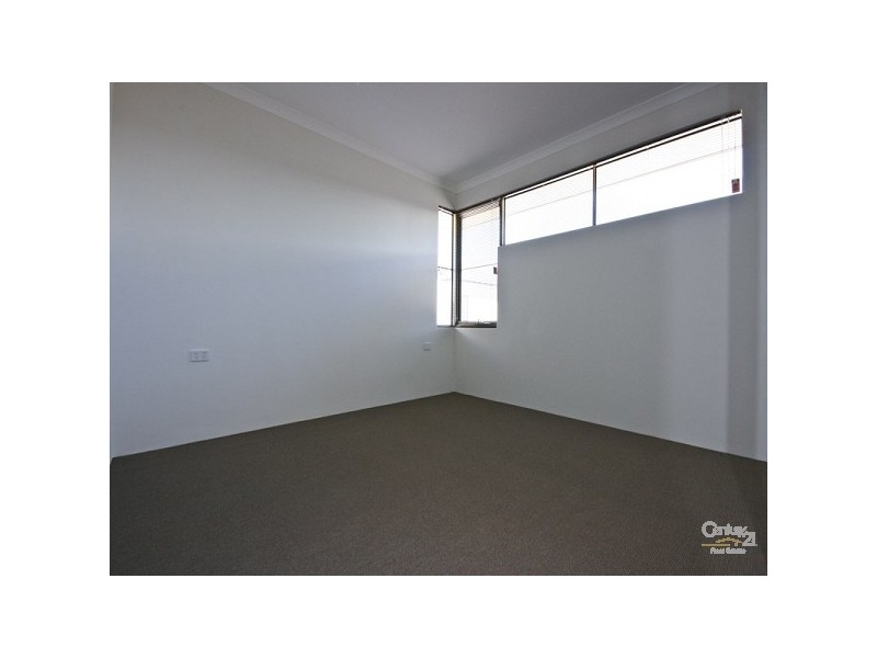 6 Truesdale Bend, Aveley WA 6069