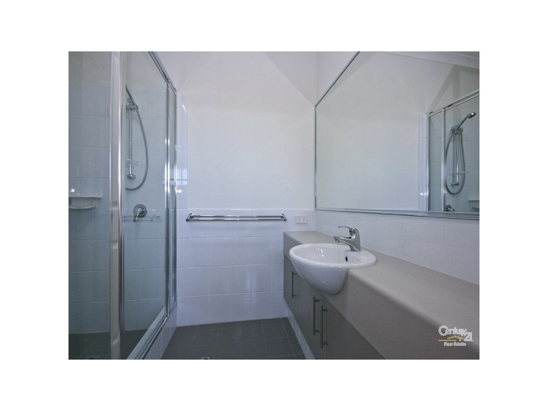 6 Truesdale Bend, Aveley WA 6069