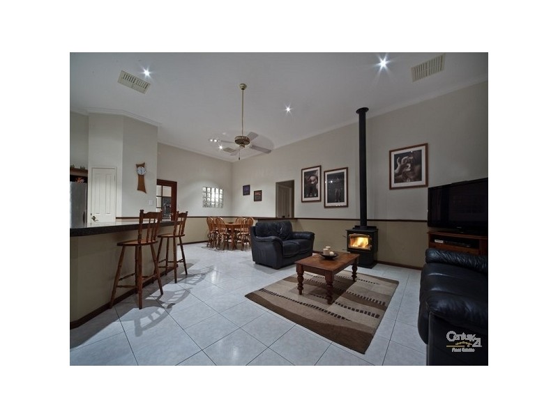 25 Sauvignon Ave, The Vines WA 6069