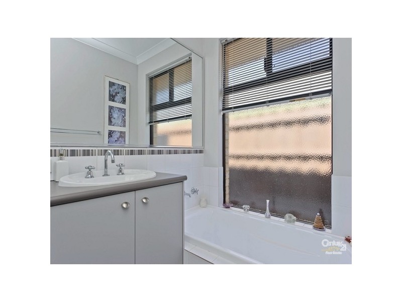 61 Elmridge Parkway, Ellenbrook WA 6069