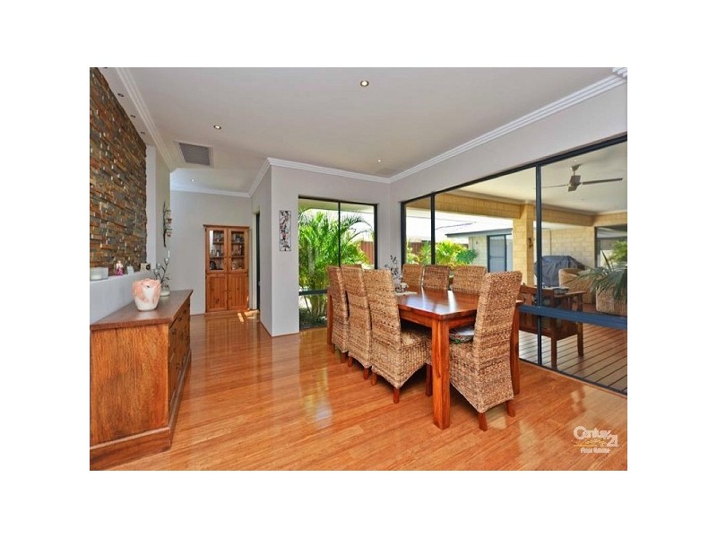 19 Longview Way, The Vines WA 6069