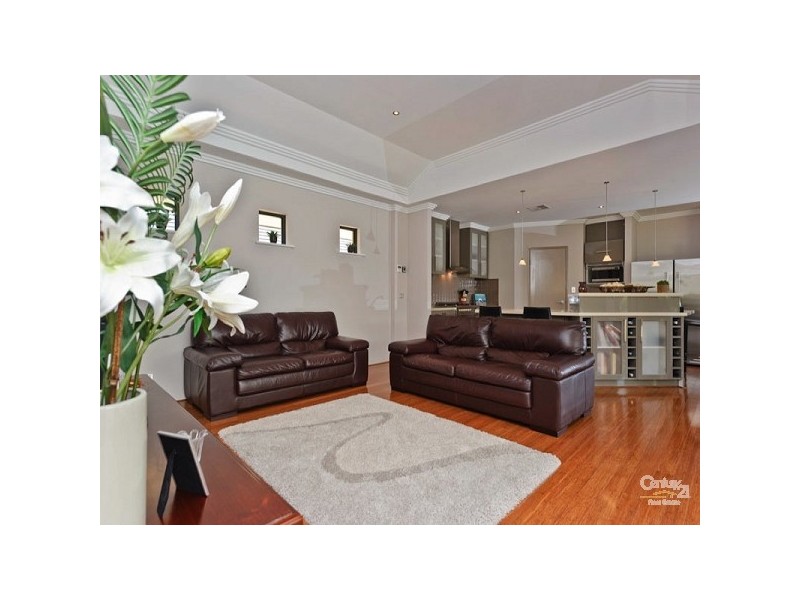 19 Longview Way, The Vines WA 6069