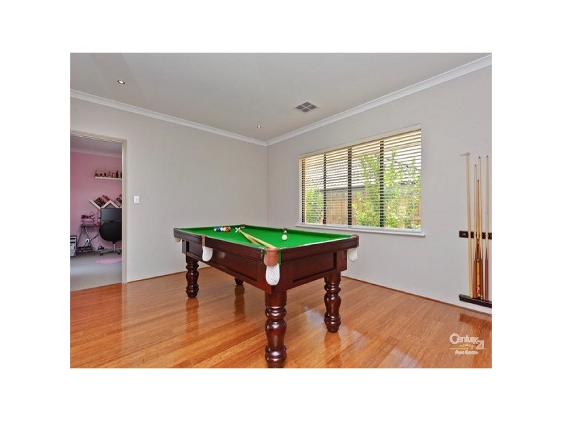 19 Longview Way, The Vines WA 6069