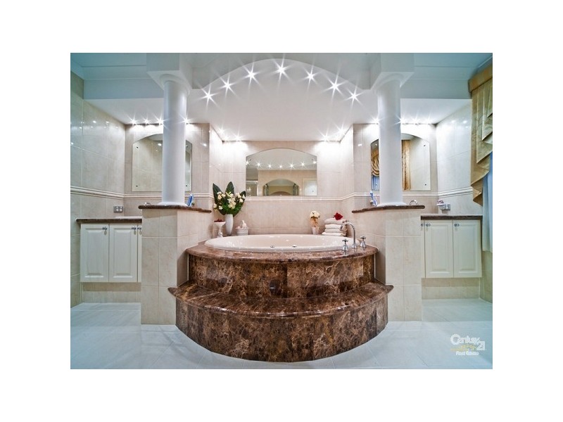 77 Fantail Cres, Ellenbrook WA 6069