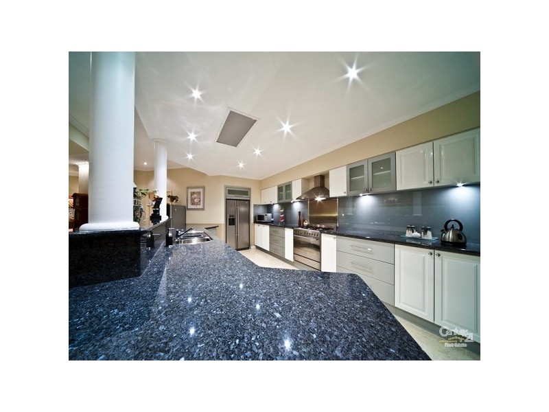 77 Fantail Cres, Ellenbrook WA 6069