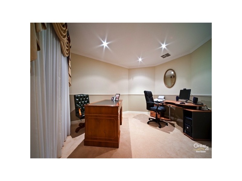 77 Fantail Cres, Ellenbrook WA 6069