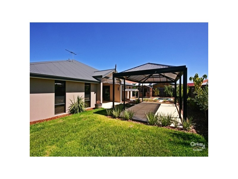 6 Bramley Terrace, The Vines WA 6069