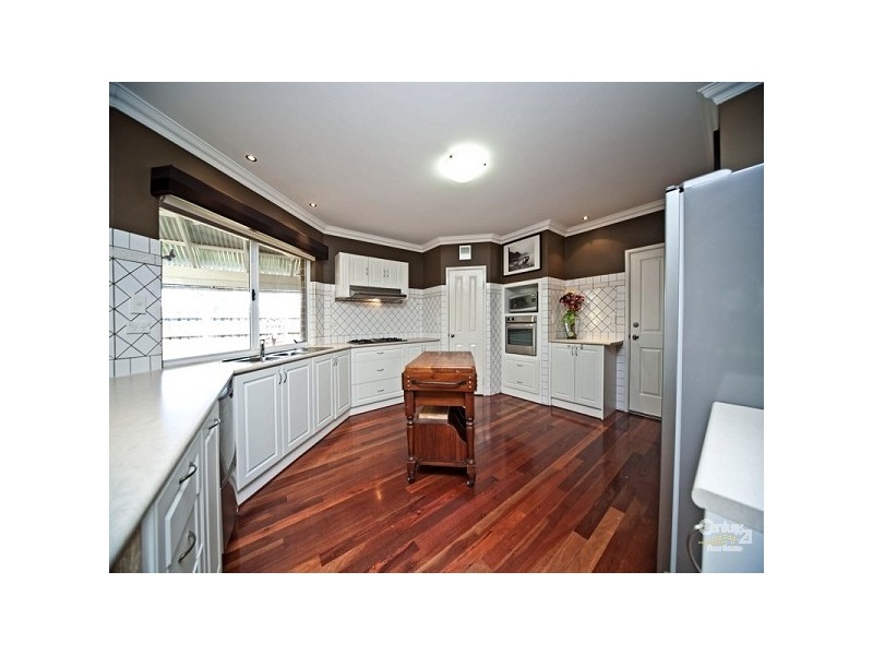 82 Sandown Circle, Henley Brook WA 6055