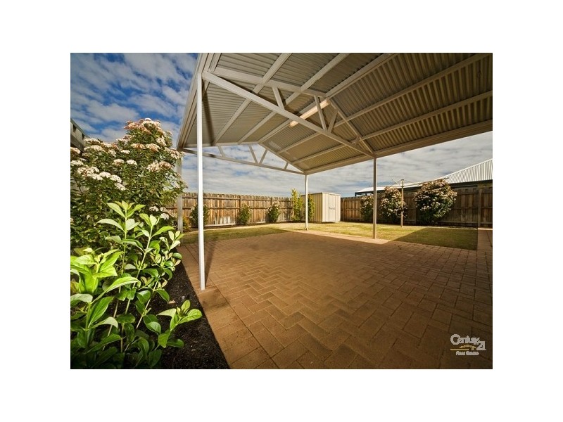 15A Maneroo Way, Ellenbrook WA 6069