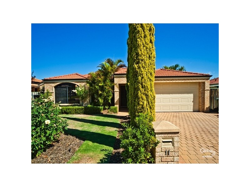 11 Asheville Pde, Landsdale WA 6065